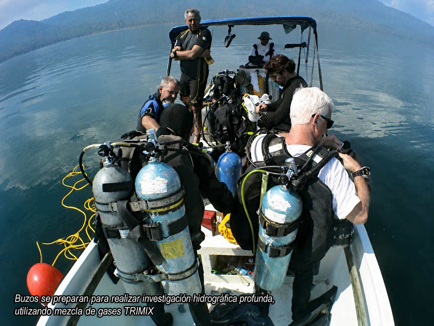 Submarine characterization and marine fauna identification at the Port of Acajutla